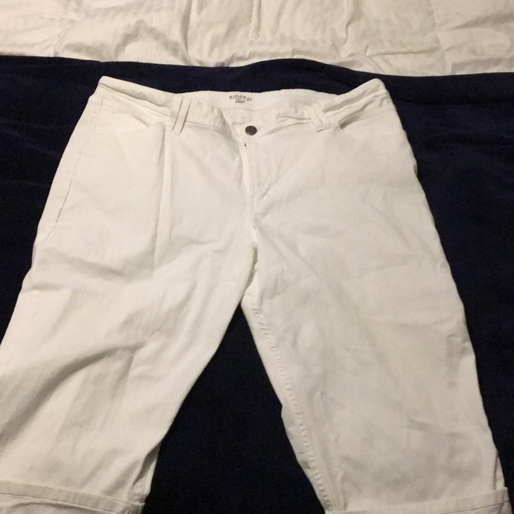 White, Lee Rider crop pant/jean